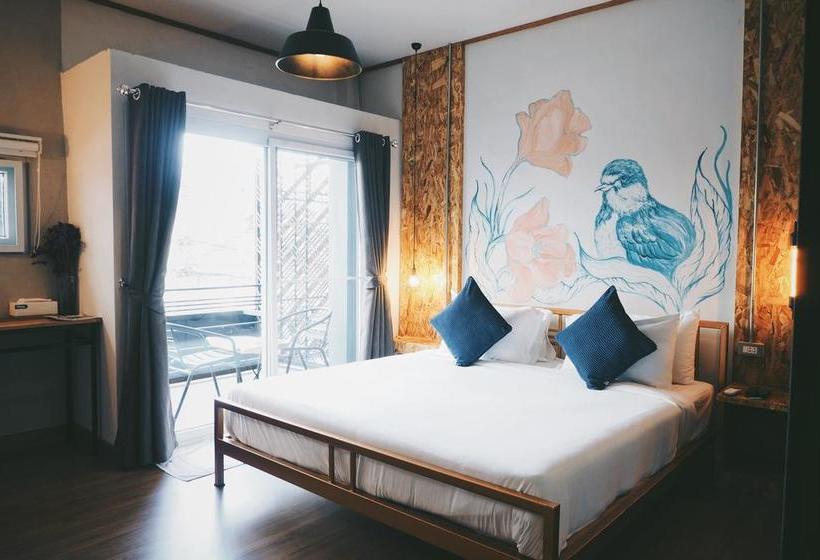 Pensión Indiego Space