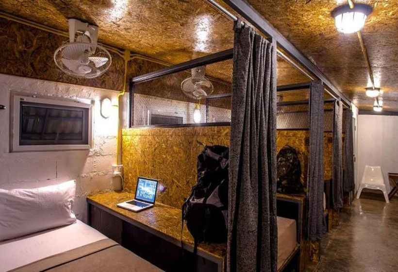 Koh Tao Loft Hostel