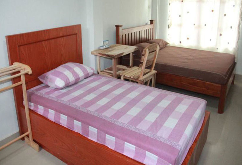 Pensão Thai Guesthouse 5