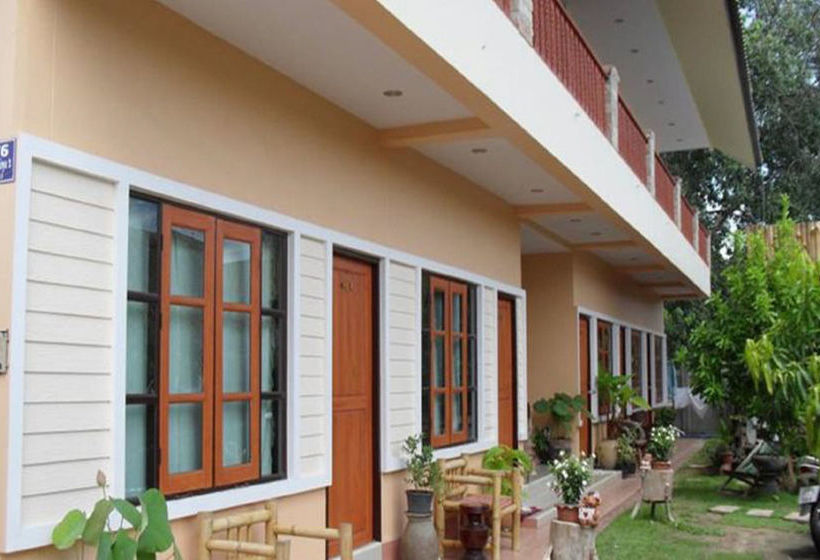 Pensão Thai Guesthouse 9