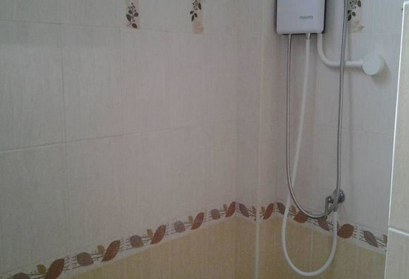 Hotel P And P Place Apartment Kanchanaburi 11