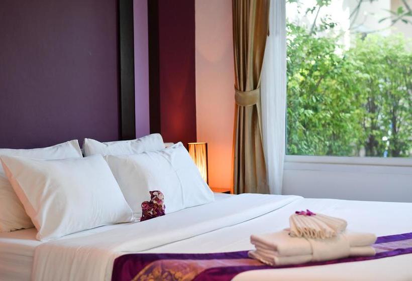 Hotel Cascades Resort Phuket 14