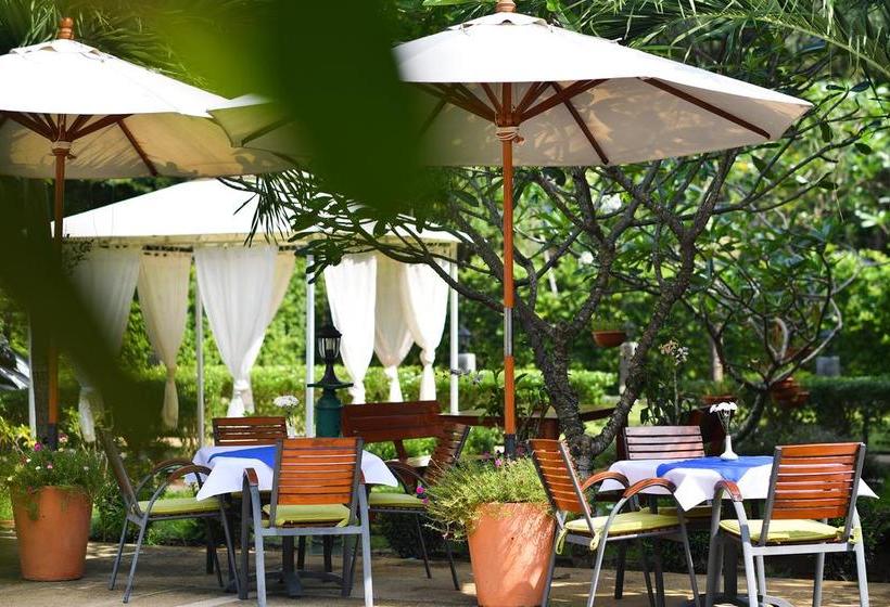 Hotel Cascades Resort Phuket 6