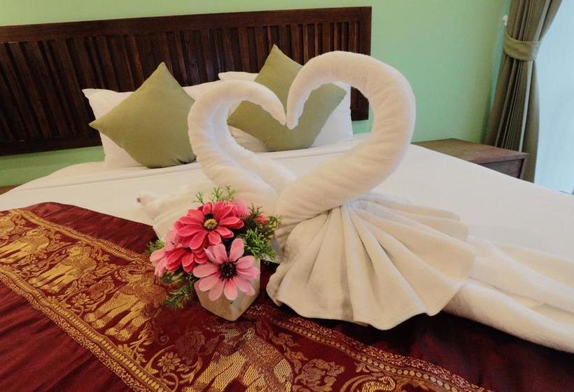 Hotel Bs Airport At Phuket 16