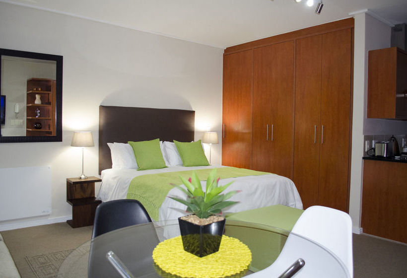 Manhattan Luxury Apartments 3