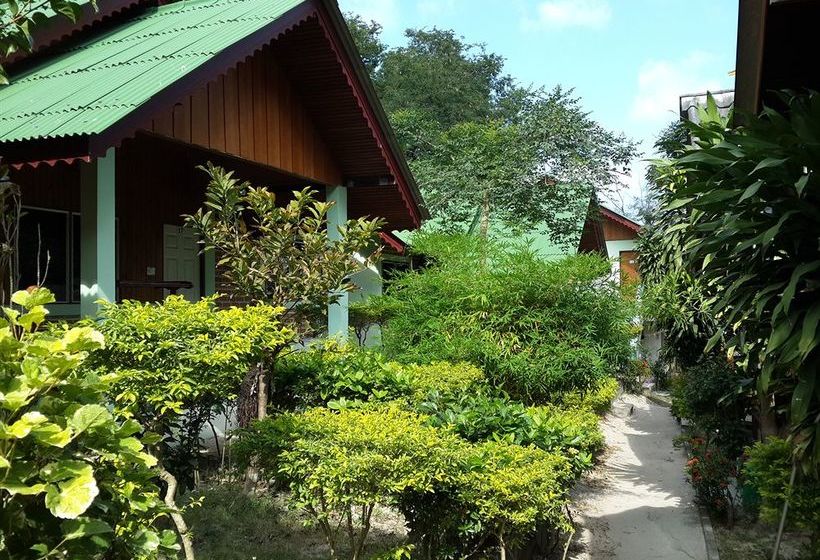 Resort Save Bungalows 14