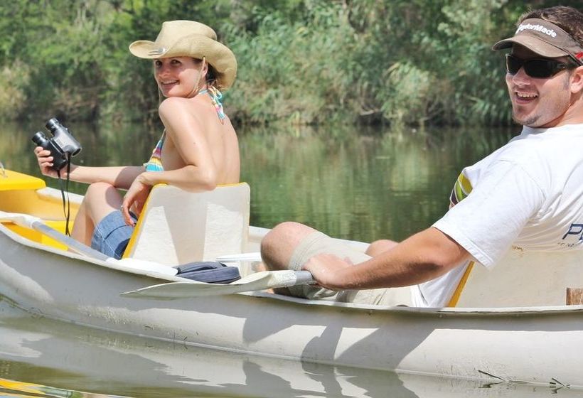 Hotel Chrislin African Lodge 13