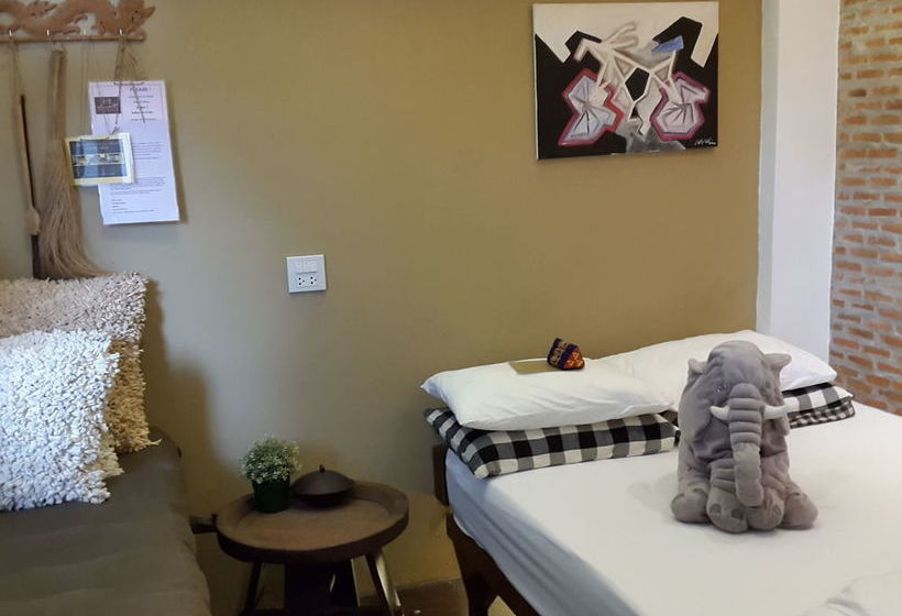 Pension Baan Rare Guesthouse 3