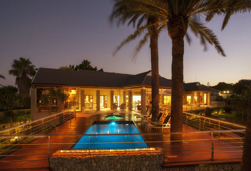 Island Way Villa Luxury Accommodation