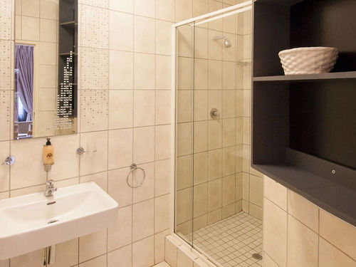 Bed and Breakfast Lavender Moon Guesthouse 11