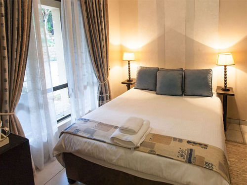 Bed and Breakfast Lavender Moon Guesthouse 9