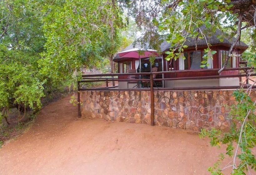 Hotel Baluleni Safari Lodge 14