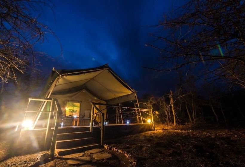 Hotel Baluleni Safari Lodge 2