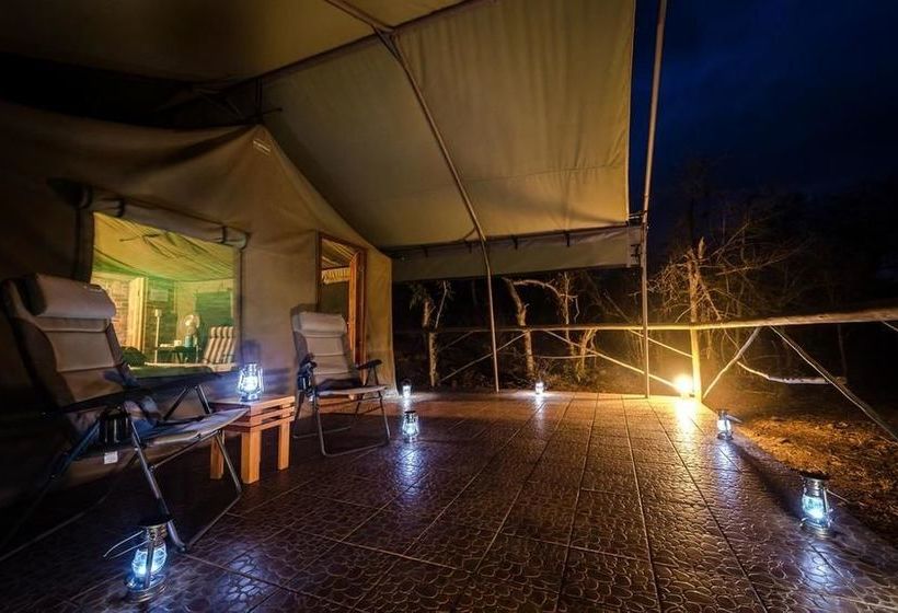 Hotel Baluleni Safari Lodge 4