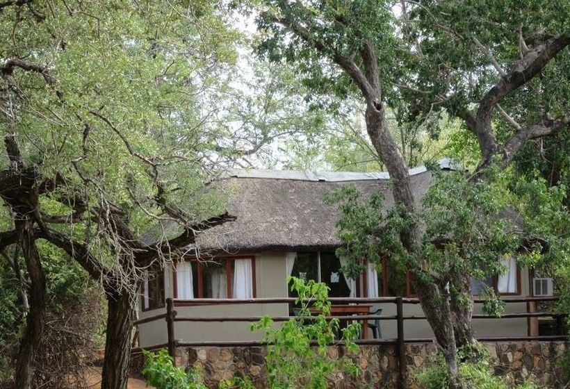 Hotel Baluleni Safari Lodge 6