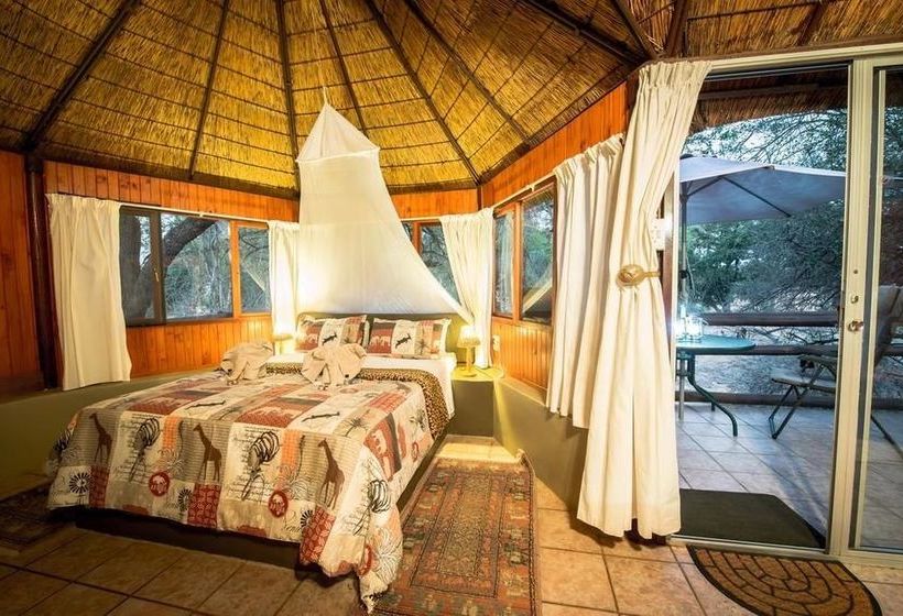 Hotel Baluleni Safari Lodge 7