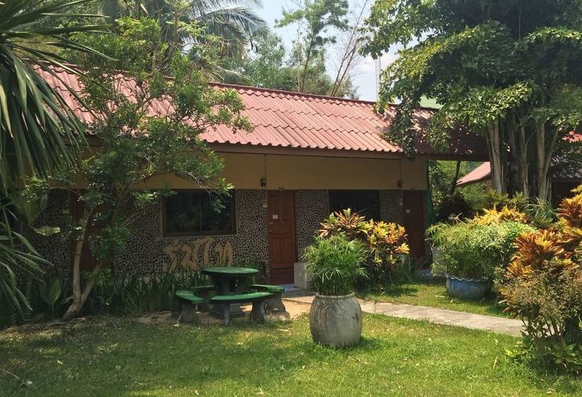 Hotel Rom Thai Guesthouse 16