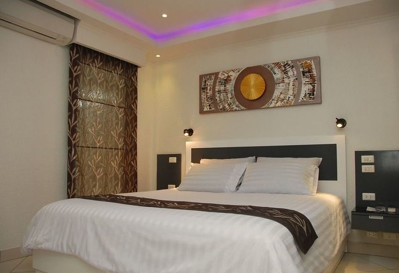 Hotel Sirikarn Residence & Luxury Apartments 1