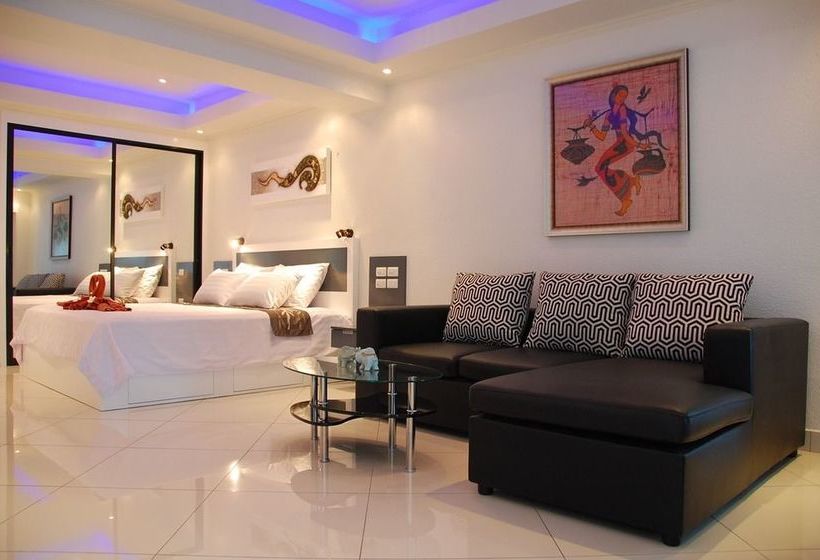 Hotel Sirikarn Residence & Luxury Apartments 13