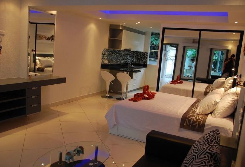 Hotel Sirikarn Residence & Luxury Apartments 16