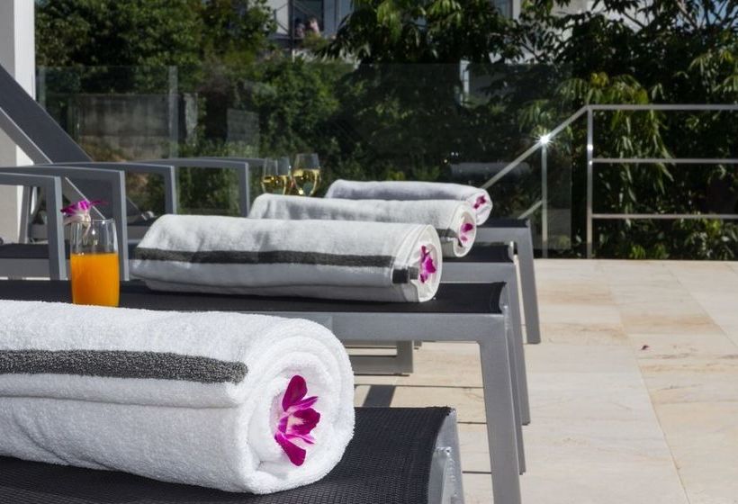 Red Sky Beach View Villa 19