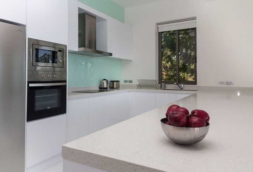 Red Sky Beach View Villa 8