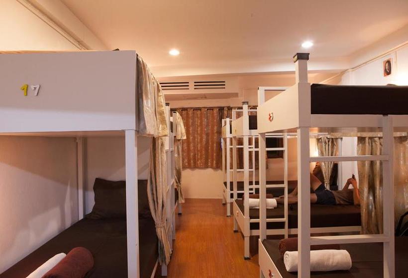Hello Backpacker Samui Hostel 1