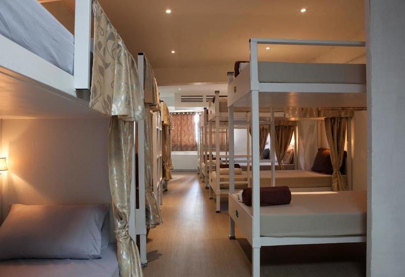 Hello Backpacker Samui Hostel 11