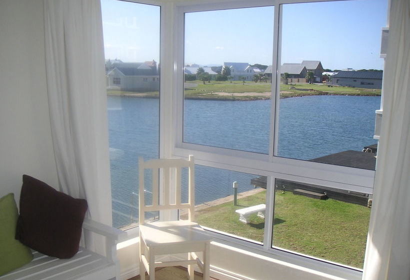 Waterside Living Estates 17