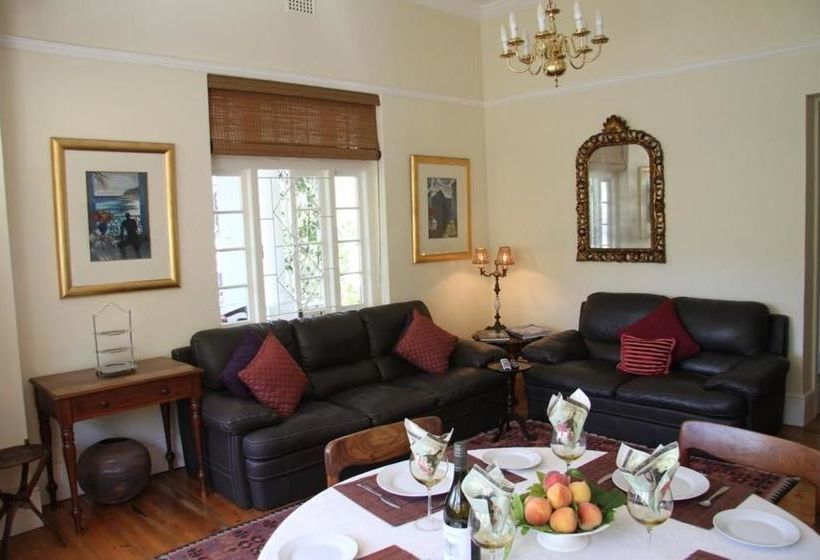 5 Camp Street Guesthouse & Self-catering 13