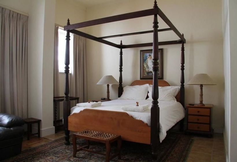 5 Camp Street Guesthouse & Self-catering 2