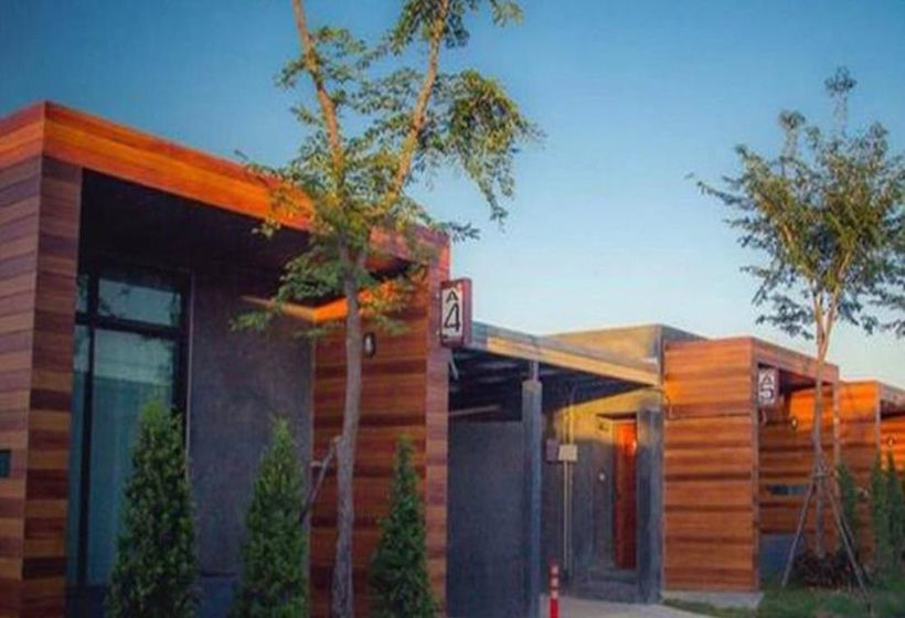 Hotel The Infinite Resort Nakhon Sawan 1