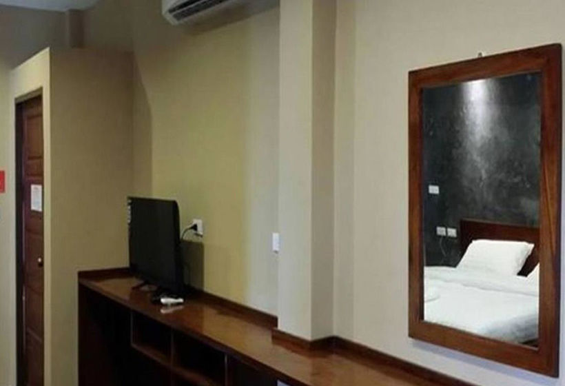 Hotel The Infinite Resort Nakhon Sawan 11