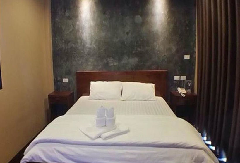 Hotel The Infinite Resort Nakhon Sawan 4