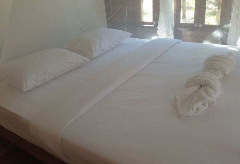 Hotel Jungle Koh Kood Resort 10