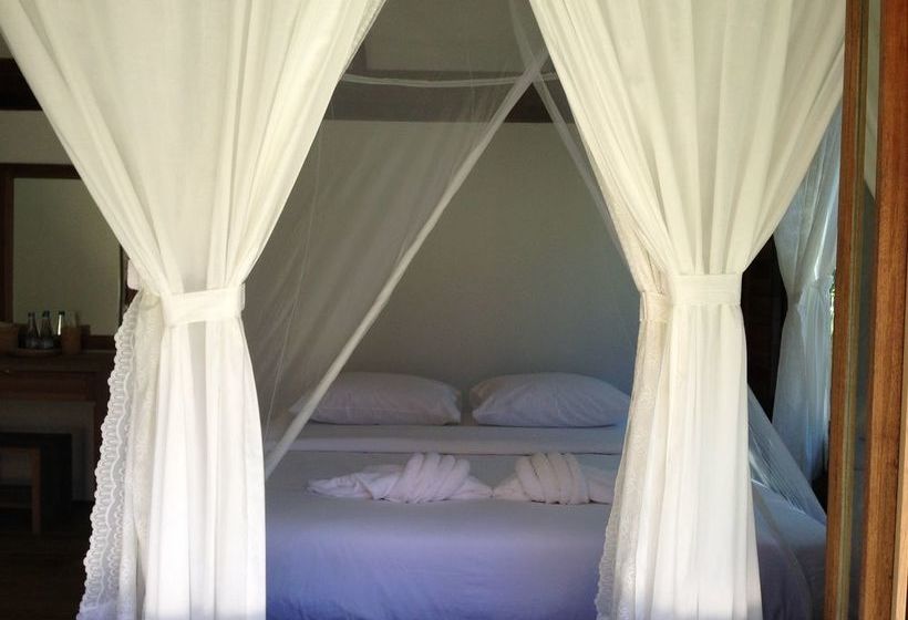 Hotel Jungle Koh Kood Resort 11