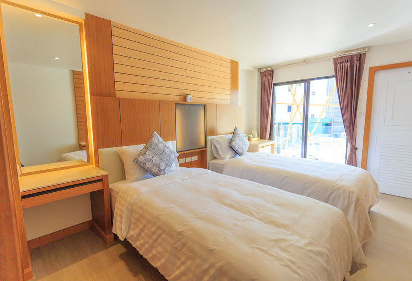 Hotel Room Actually 10