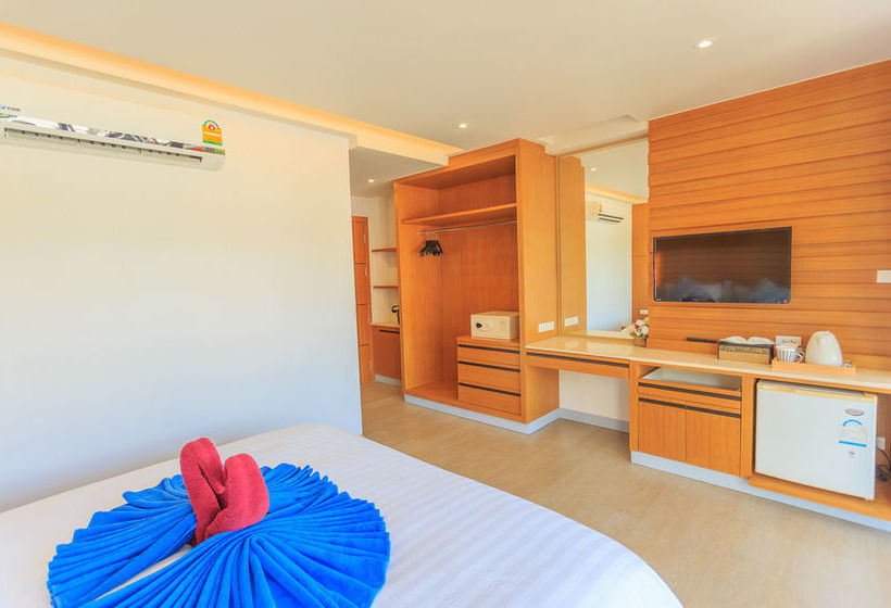 Hotel Room Actually 14