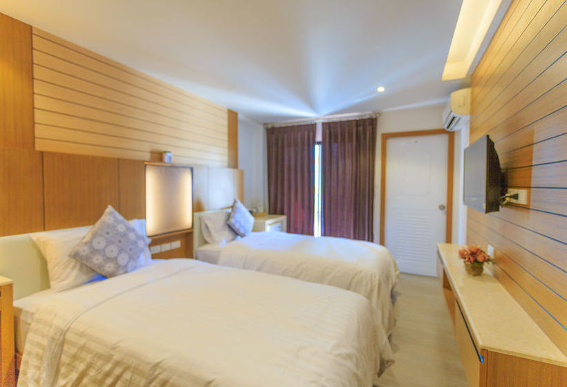 Hotel Room Actually 9