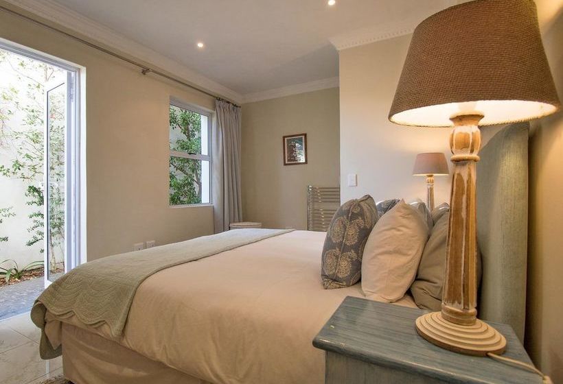 Pension Bikini Beach Suites 3