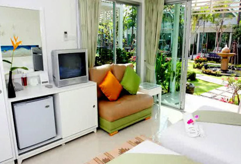 Hotel Sea Sky Beach Resort 9