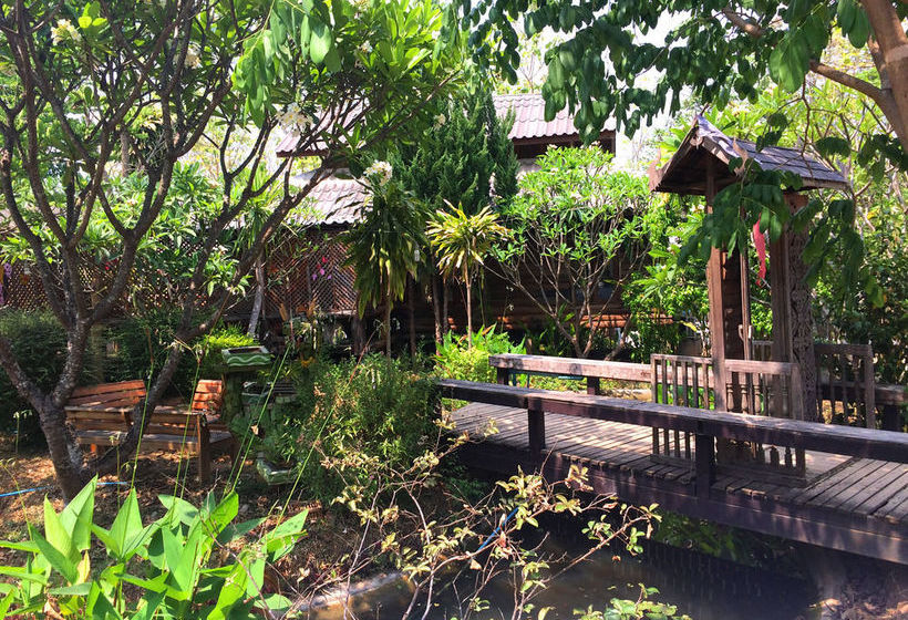 Pension Montri Garden House 16