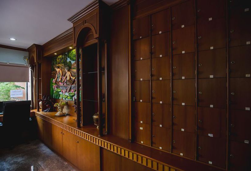 Hotel R K Guesthouse 5