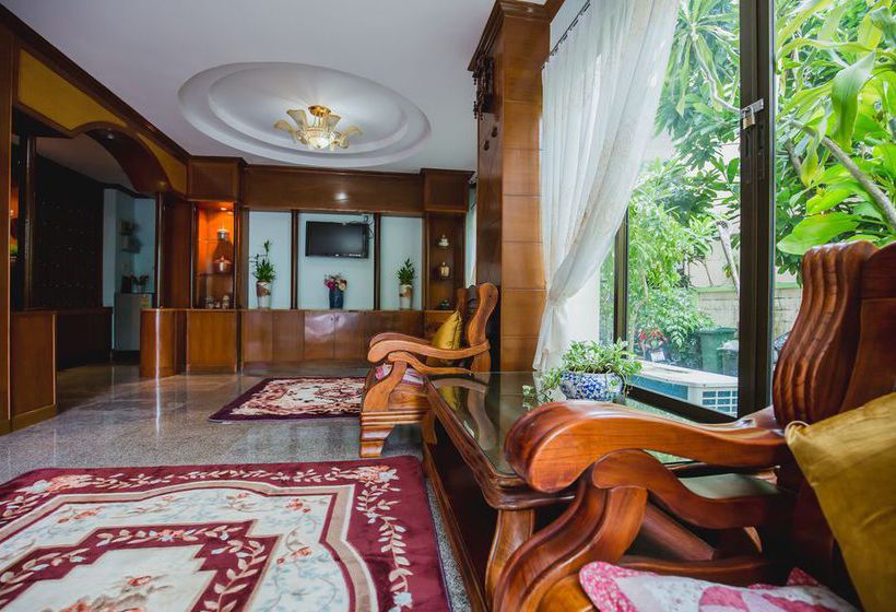 Hotel R K Guesthouse 7