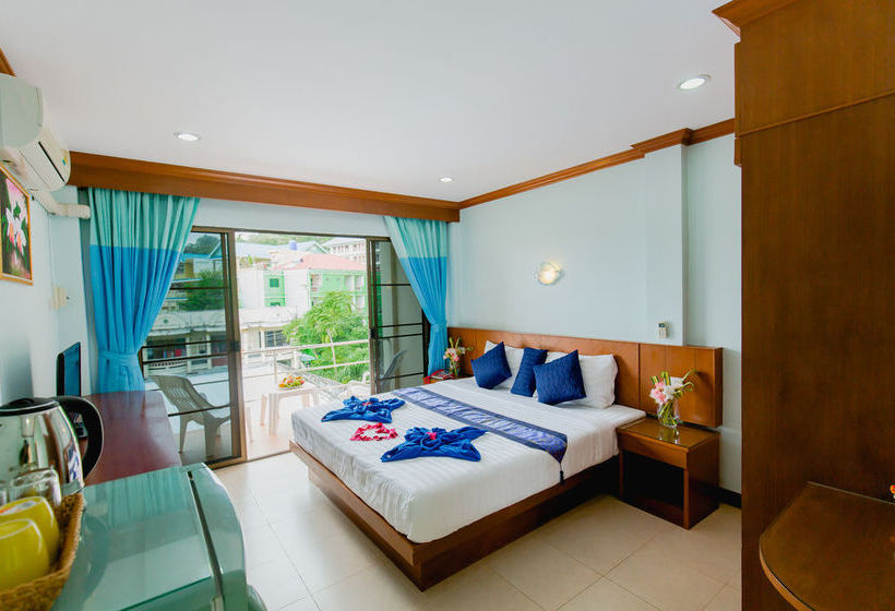 Hotel R K Guesthouse 8