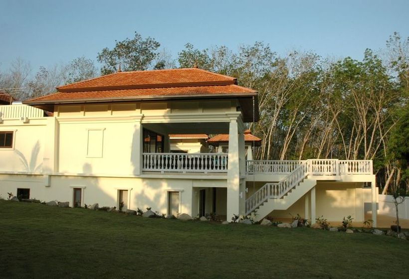 The Gardens Villas 16