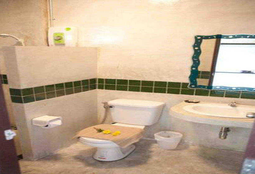 Hotel Baan Suan Ramita Resort 11