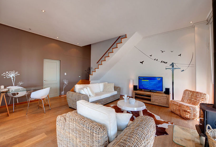 Santa Maria Beach House And Spa