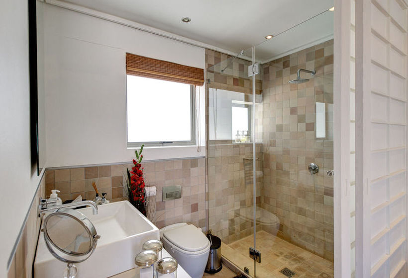 Santa Maria Beach House And Spa 8