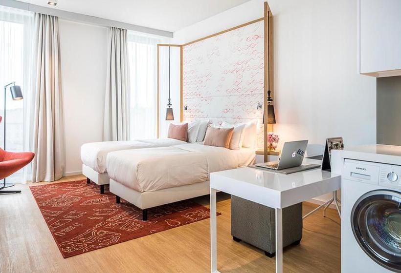 Capri by Fraser Berlin 2